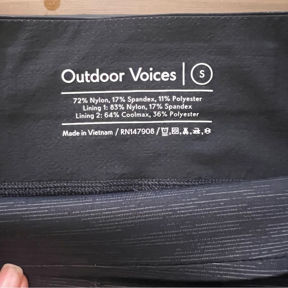 OUTDOOR VOICES 21” crop leggings - Picture 2 of 7